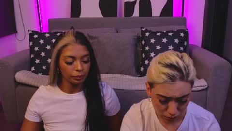 Violet online show from 30, 1, 2025