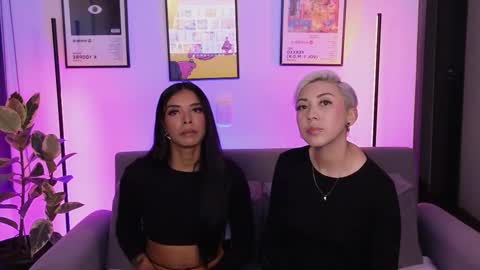 Snapshot of violettgrey_ chatting on 3, 3, 2026 Violet online show from 3, 3, 2026