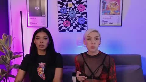Violet online show from 31, 5, 2026