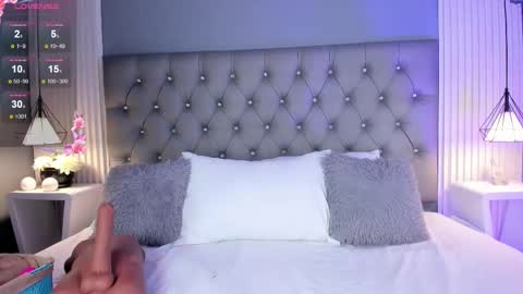 Snapshot of violettharous chatting on 27, 11, 2025 VioletthaRous online show from 27, 11, 2025