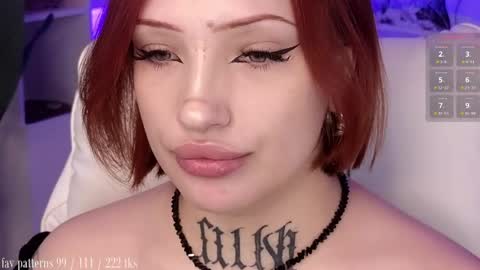 Snapshot of violetvio1ator chatting on 15, 4, 2026 Dommy mommy online show from 15, 4, 2026