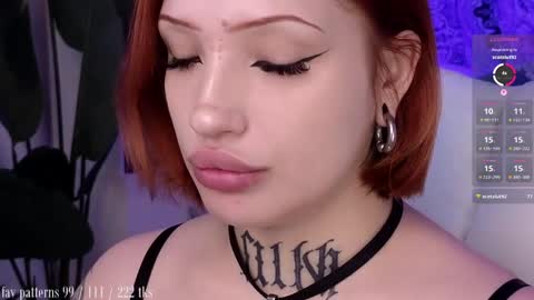 Snapshot of violetvio1ator chatting on 19, 4, 2026 Dommy mommy online show from 19, 4, 2026