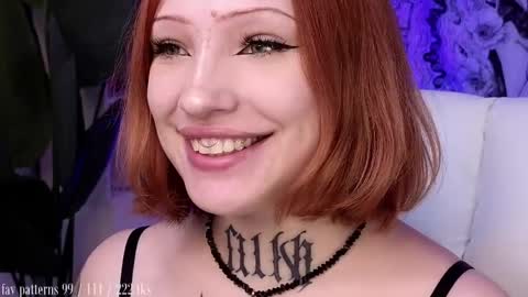 Snapshot of violetvio1ator chatting on 31, 5, 2026 Dommy mommy online show from 31, 5, 2026