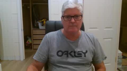 Snapshot of viper654321 chatting on 27, 4, 2026 viper654321 online show from 27, 4, 2026