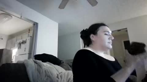 Snapshot of virgorian_enigma chatting on 14, 12, 2025 priscilla online show from 14, 12, 2025