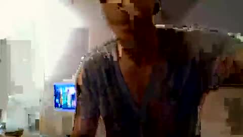 Omoje Ultra Mega online show from 15, 4, 2026