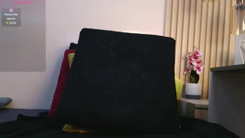 Snapshot of virtual_charm chatting on 7, 1, 2026 Sofia online show from 7, 1, 2026