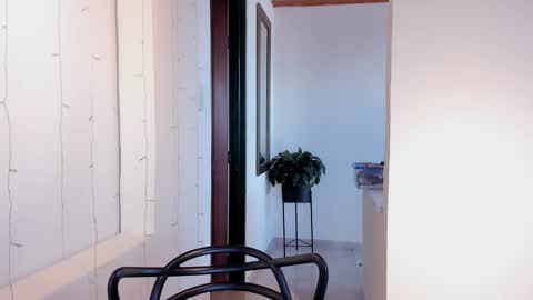 Vito Ferrer online show from 25, 11, 2025