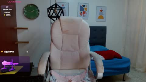 VITTORIA  online show from 13, 2, 2025