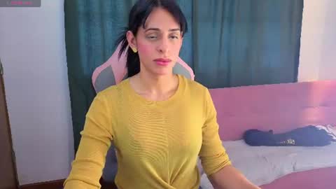 Snapshot of vittoria_lombardi07 chatting on 22, 6, 2026 VITTORIA online show from 22, 6, 2026