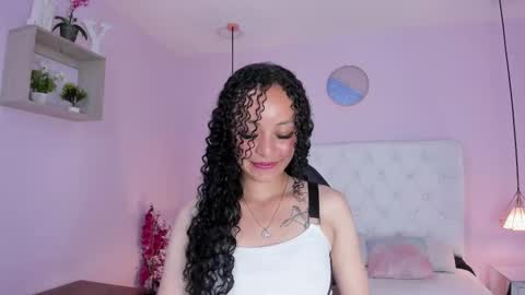 Snapshot of vivi_gh1 chatting on 20, 12, 2025 Vivi online show from 20, 12, 2025