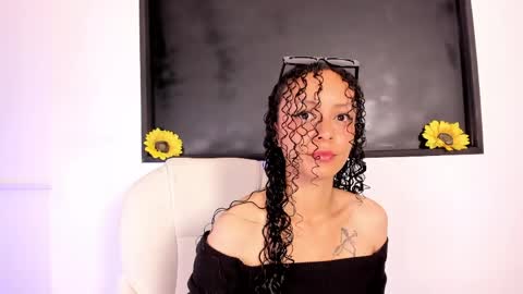 Snapshot of vivi_gh1 chatting on 12, 4, 2026 Vivi online show from 12, 4, 2026