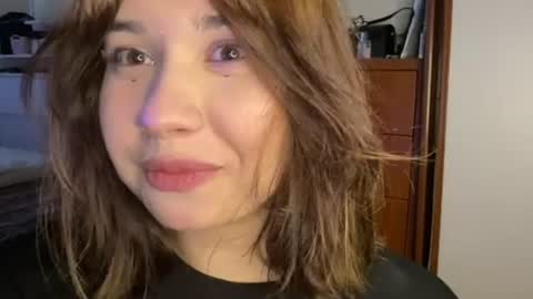 Snapshot of viviaaan_n chatting on 1, 8, 2026 Vivian online show from 1, 8, 2026