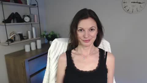 Vivian online show from 7, 2, 2025