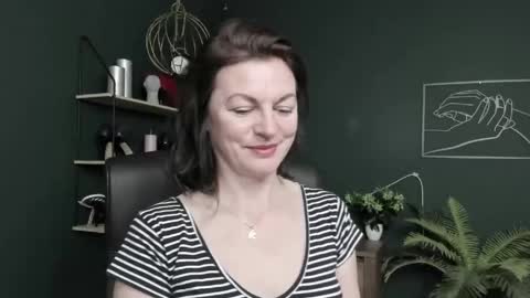 Snapshot of vivian_dream chatting on 21, 5, 2026 Vivian online show from 21, 5, 2026