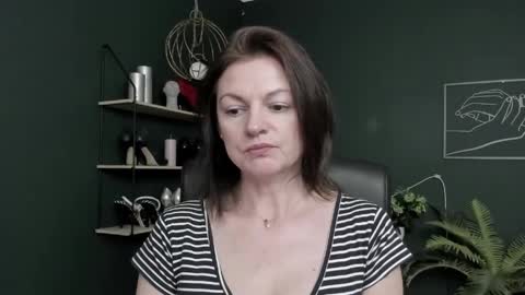 Snapshot of vivian_dream chatting on 30, 5, 2026 Vivian online show from 30, 5, 2026