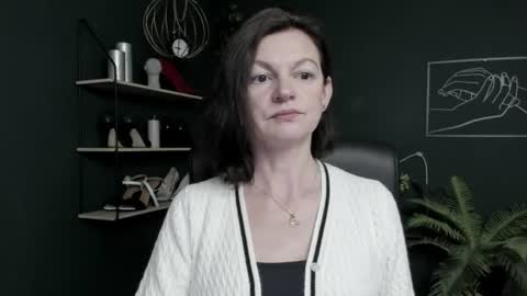Snapshot of vivian_dream chatting on 7, 7, 2026 Vivian online show from 7, 7, 2026