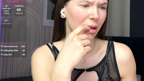 Vivian Evans online show from 9, 2, 2025