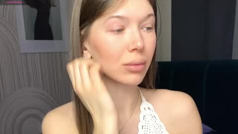 Vivian Evans online show from 20, 2, 2025