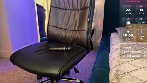 Vivian Evans online show from 3, 2, 2026