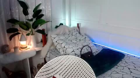 Snapshot of vivian_roberts chatting on 5, 2, 2025 Vivian online show from 5, 2, 2025