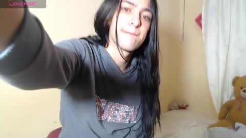 instagram Viviana73215 online show from 5, 2, 2026