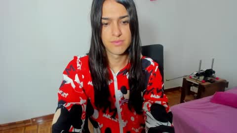 Snapshot of vivianalatin chatting on 6, 4, 2026 instagram Viviana73215 online show from 6, 4, 2026