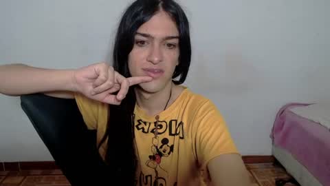 instagram Viviana73215 online show from 1, 7, 2026