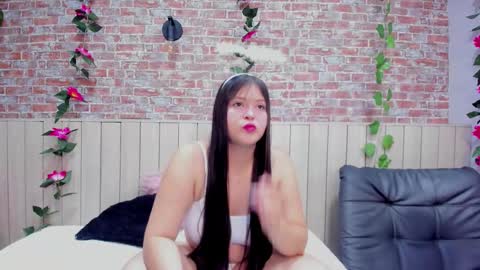 Vivian online show from 18, 12, 2025