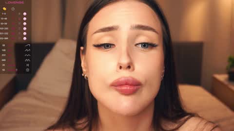 Nelly and Mari online show from 21, 12, 2025