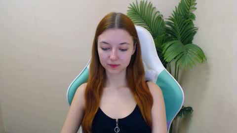 Vivien online show from 11, 2, 2025