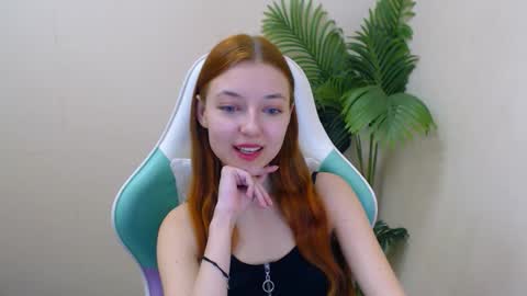 Vivien online show from 6, 3, 2025