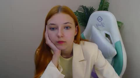 Vivien online show from 13, 10, 2025