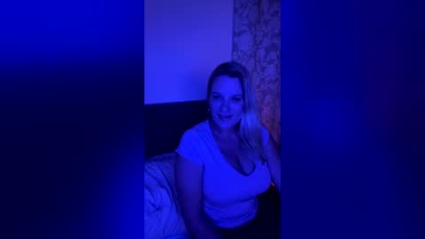 Snapshot of vivienesky chatting on 13, 6, 2026 vivienesky online show from 13, 6, 2026