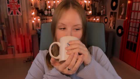 Vivien online show from 24, 12, 2024