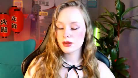 Vivien online show from 22, 11, 2025