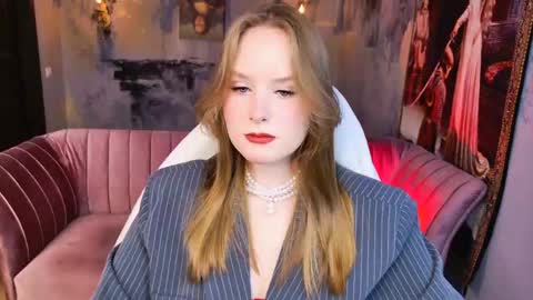 Snapshot of vivienleeigh chatting on 4, 5, 2026 Vivien online show from 4, 5, 2026