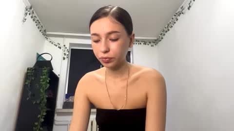 Vivi online show from 28, 10, 2025