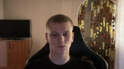 Snapshot of viviennewestwood777 chatting on 28, 4, 2026 viviennewestwood777 online show from 28, 4, 2026