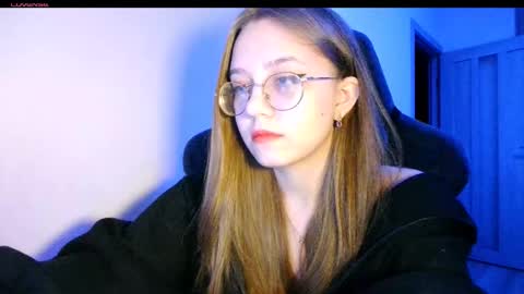 Snapshot of vivivivikkie chatting on 20, 2, 2026 vivivivikkie online show from 20, 2, 2026