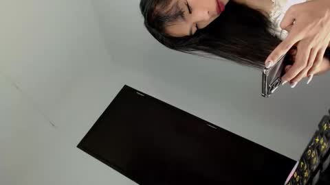 Snapshot of vixen_foxx chatting on 14, 5, 2026 vixen online show from 14, 5, 2026