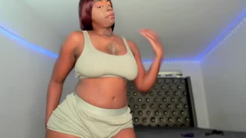 Snapshot of vixen_sasha chatting on 28, 5, 2026 Sasha Malone online show from 28, 5, 2026