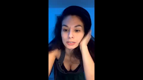 vixenblade online show from 3, 2, 2026