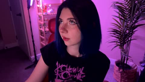 Snapshot of vixenp chatting on 6, 3, 2026 Polly Online mostly at 9pm-2am UK Time online show from 6, 3, 2026