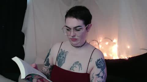Snapshot of vixinvvitch chatting on 24, 1, 2025 VIXIN online show from 24, 1, 2025
