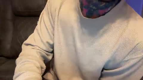 Snapshot of vj48826 chatting on 4, 11, 2025 VJ online show from 4, 11, 2025