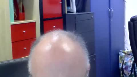 Snapshot of volpi72 chatting on 18, 12, 2025 volpi72 online show from 18, 12, 2025