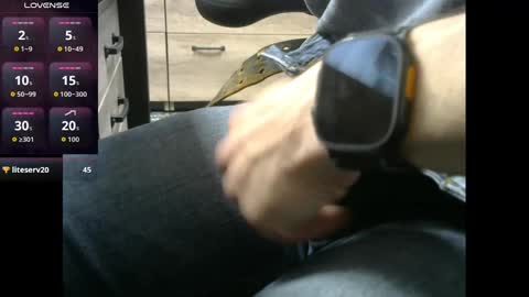 Snapshot of voterki796 chatting on 10, 9, 2025 voterki796 online show from 10, 9, 2025