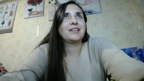 voulezvous_angel online show from 6, 7, 2026