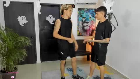 voyeurism_guys online show from 9, 10, 2025